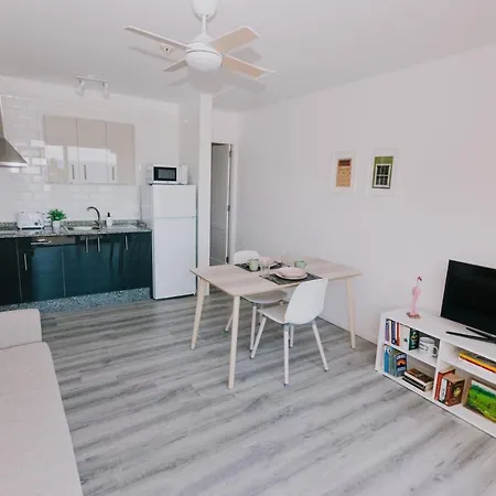 Apartment Alma 28 *
