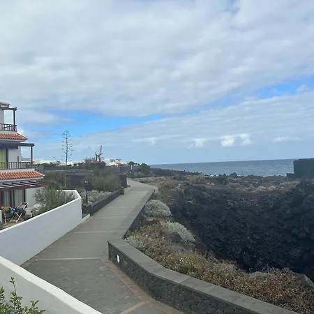 Alma 28 Playa Cancajos.- BreNa Baja (la Palma)