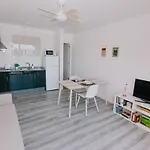 Apartment Alma 28 *